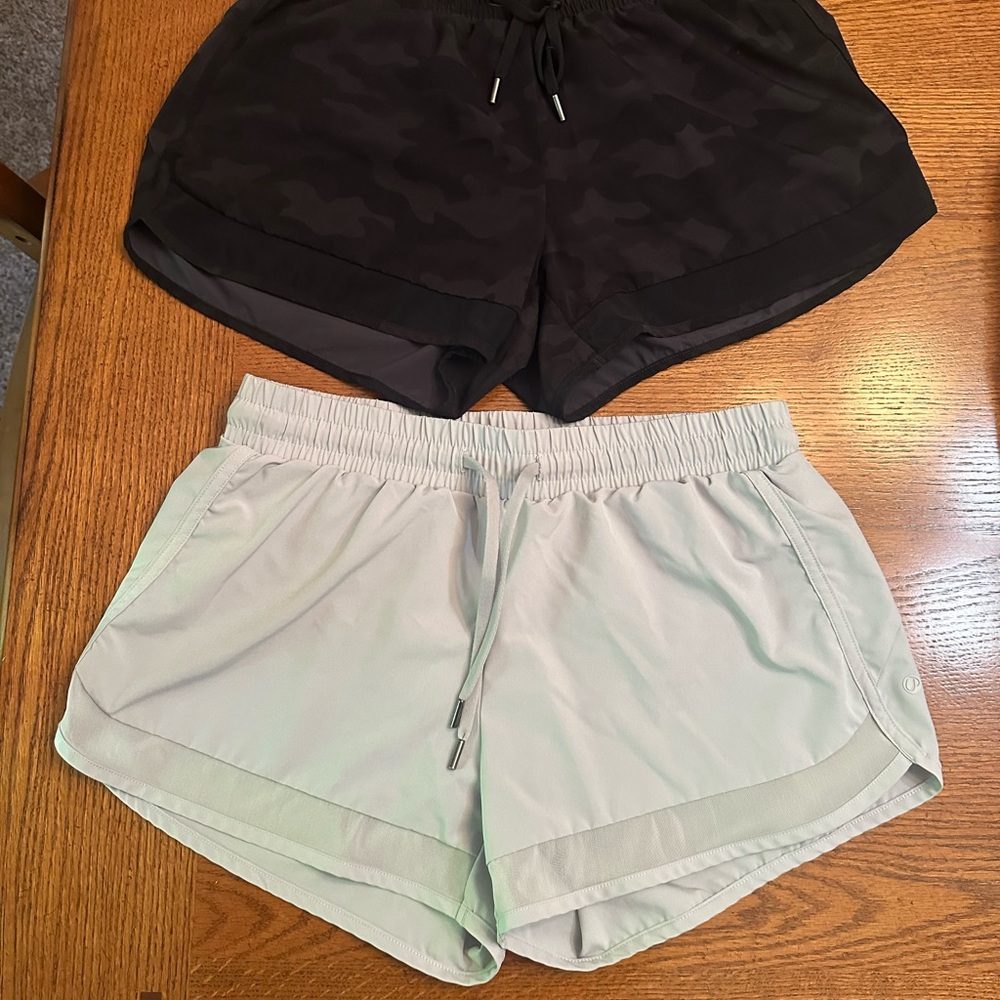 CRZ YOGA Black and Gray Athletic Shorts Relaxed Fit size M